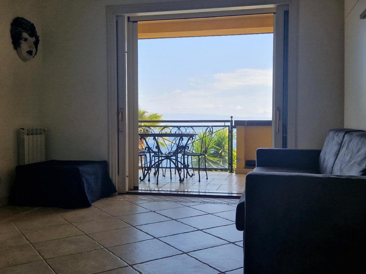 Taormina Bella Vista Apartment In Center With Pool By Taormina Holidays Luaran gambar