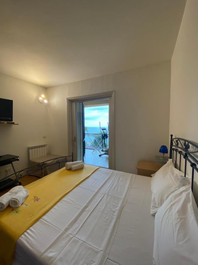 Taormina Bella Vista Apartment In Center With Pool By Taormina Holidays Luaran gambar
